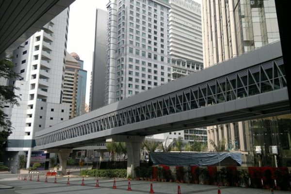 klccbktbintangbridgefromaquaria klccbktbintangbridgefromaquaria